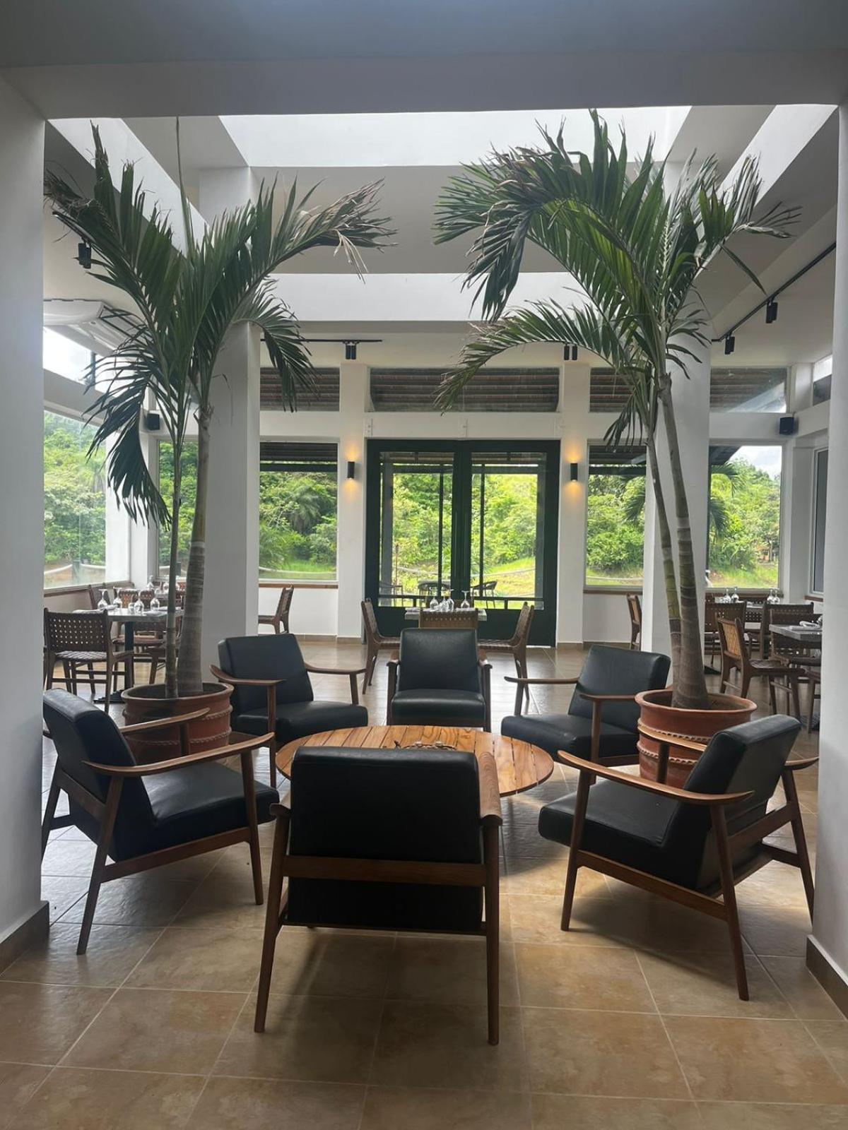 Hotel Vista Lago Buena Vista Arriba Ngoại thất bức ảnh